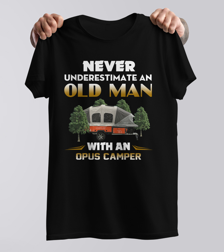 Never Underestimate An Old Man With A Compass Rv 23Te Shirt