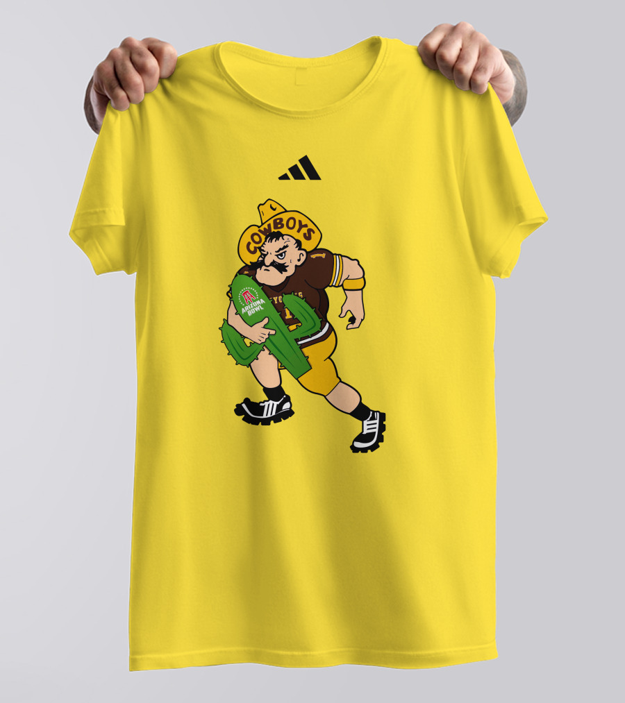 Wrigley Field Be Alert For Snowballs Bear With Scarf Shirt